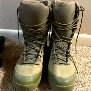 Men’s Under Armour Winter Boots BRAND NEW